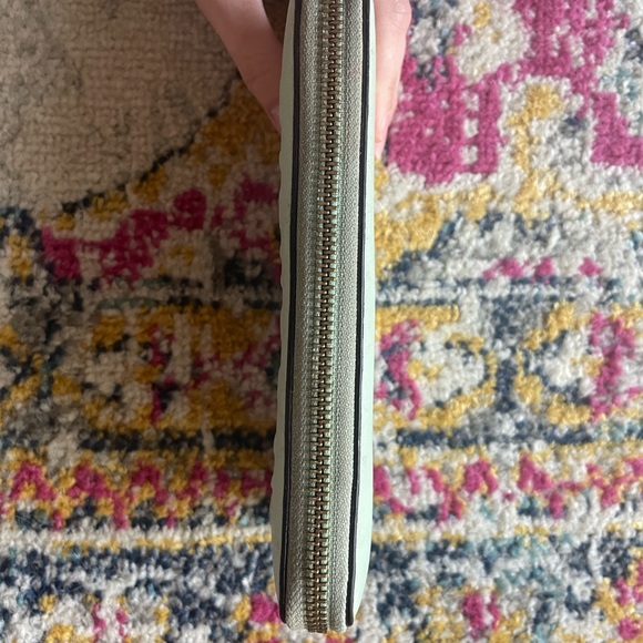 Kate Spade Wallet - Picture 5 of 10